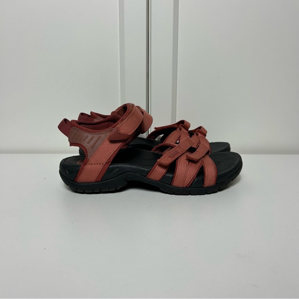 Teva tirra Aragon women’s trail sandals